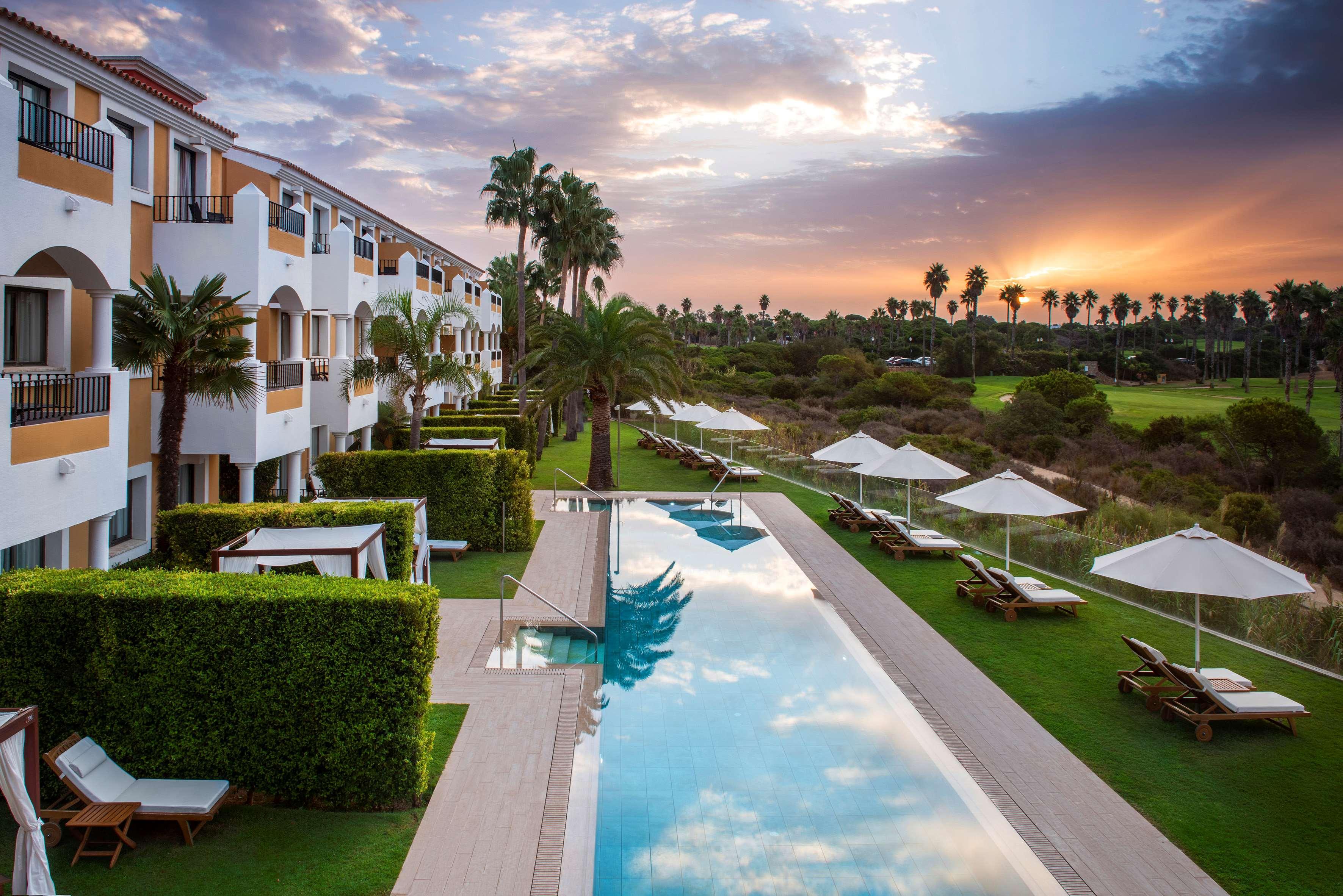 Palacio De Sancti Petri, A Gran Melia - The Leading Of The World