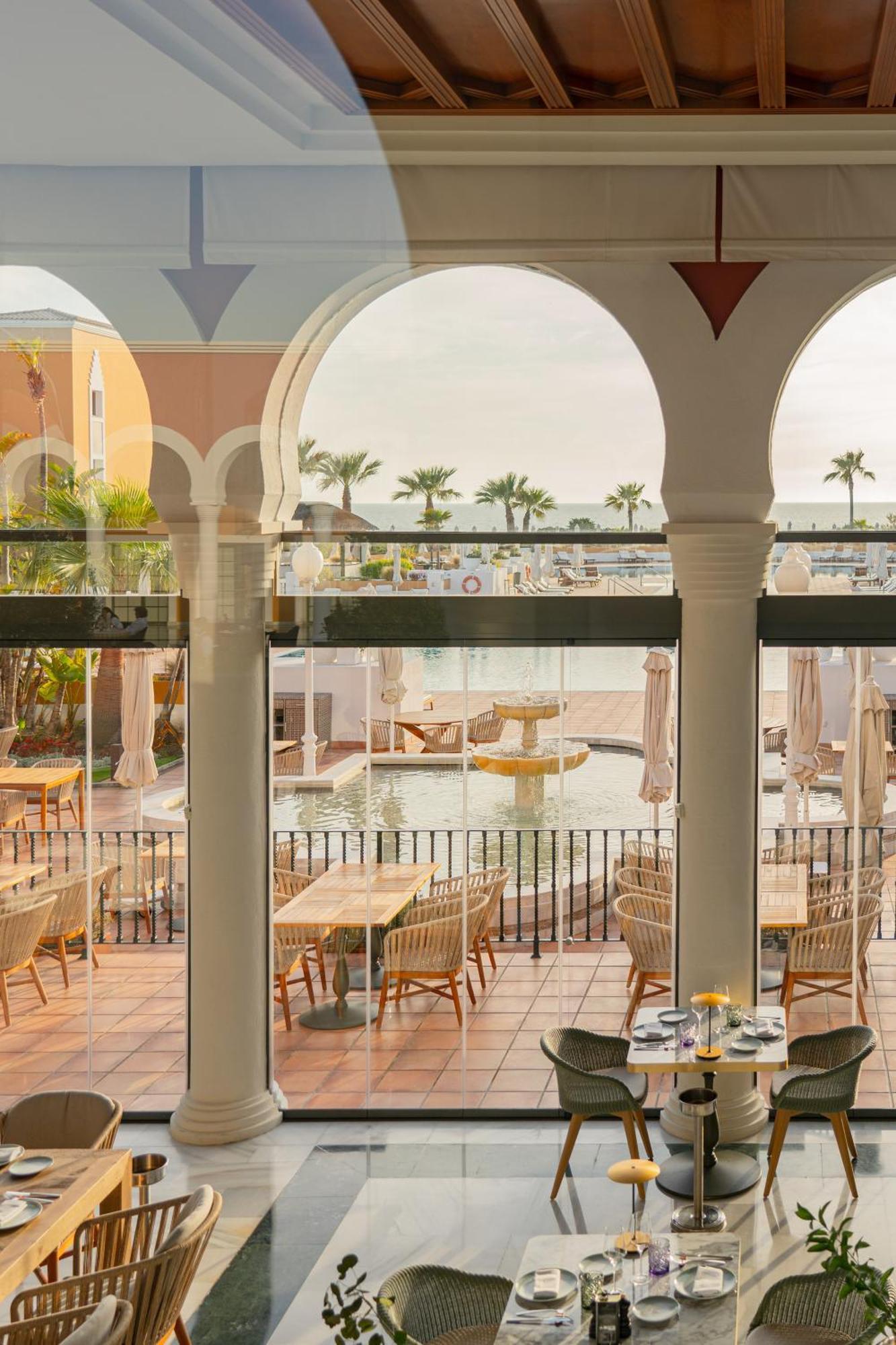 Palacio De Sancti Petri, A Gran Melia - The Leading Of The World