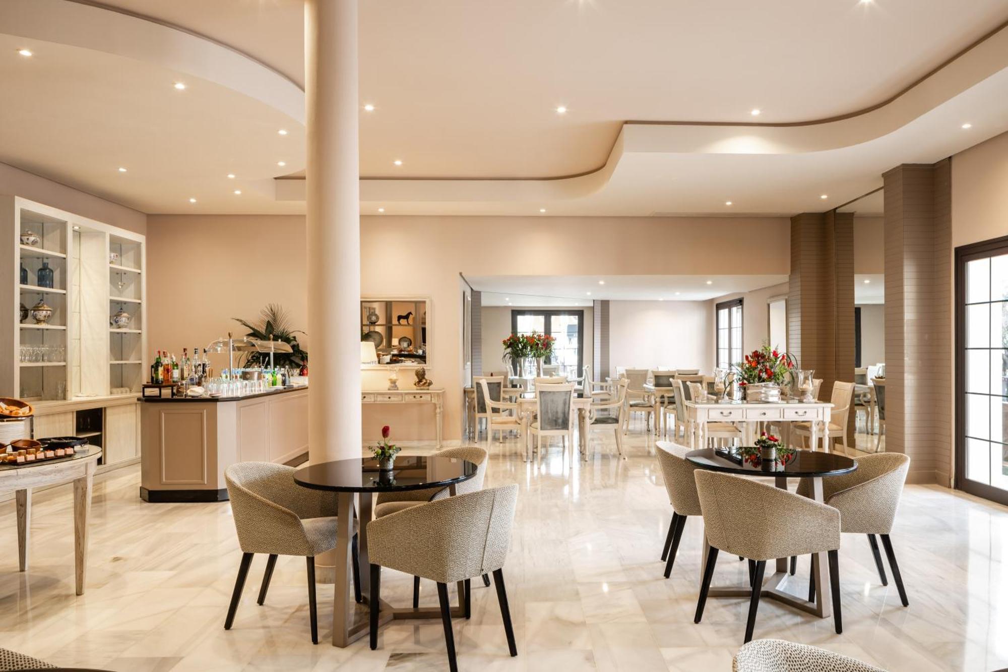 Palacio De Sancti Petri, A Gran Melia - The Leading Of The World 5*